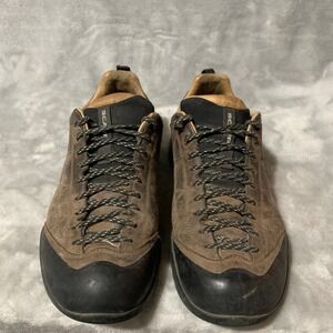 Scarpa‎ Men's 9 Brown Leather Hiking Shoes Vibram Sole Outdoor Flaw